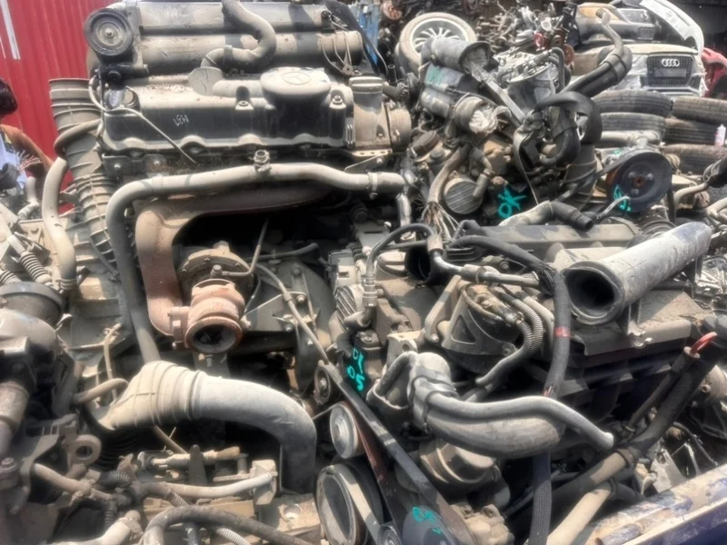 Двигатель Mercedes V-Class W638 611980 2.2 CDI