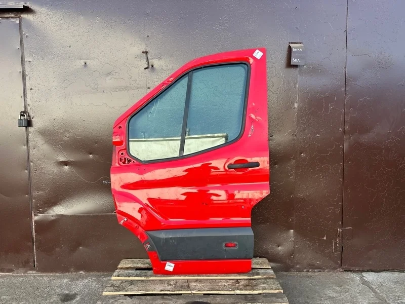 Дверь передняя левая Ford Transit 8 2.2 TDCI 2019