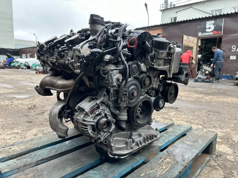 Двигатель Mercedes C-Class W203 272941 3.0I