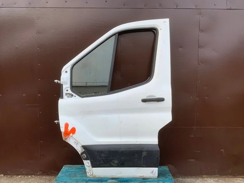 Дверь передняя левая Ford Transit 8 2.2 TDCI 2019