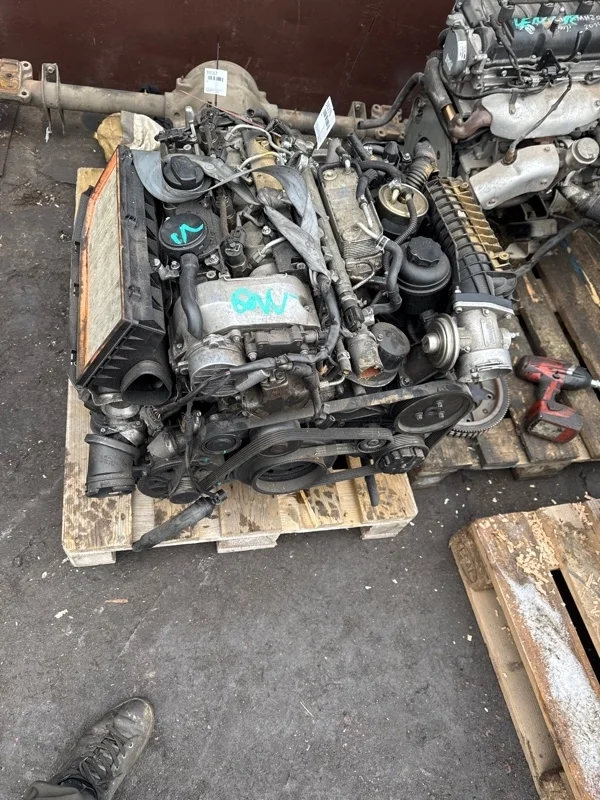 Двигатель Mercedes C-Class W203 2.2 CDI 611962