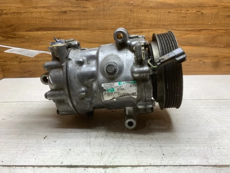 Компрессор кондиционера Ford Transit 7