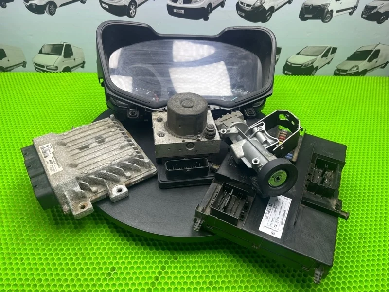 Комплект ЭБУ Ford Transit 8 2.2 TDCI