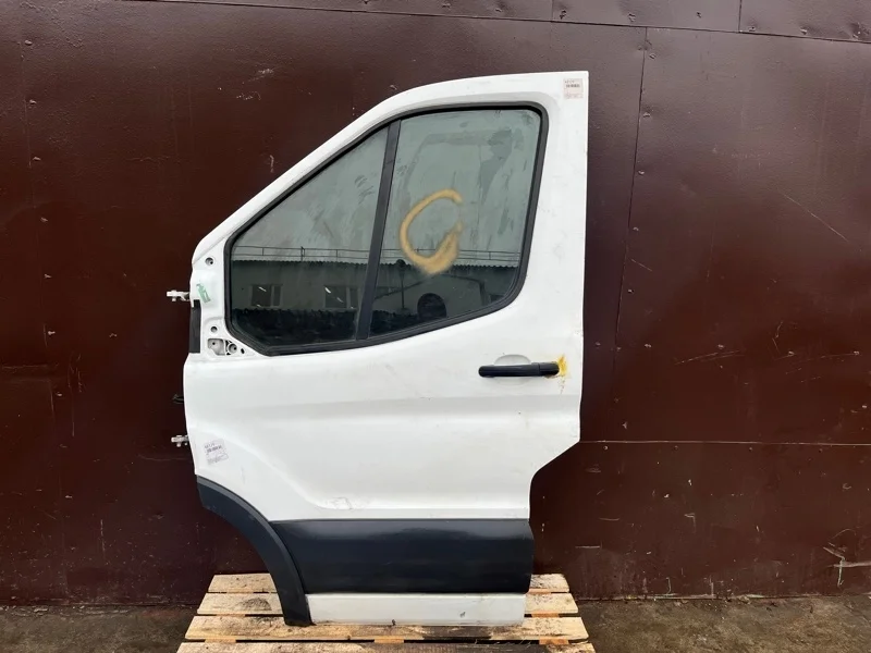 Дверь передняя левая Ford Transit 8