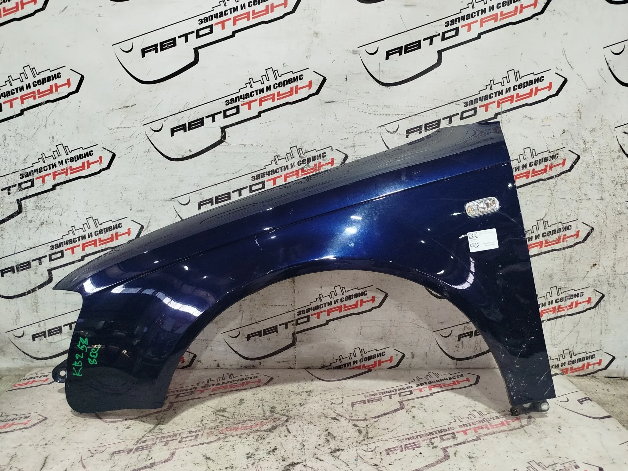 КРЫЛО AUDI A4 8EC 8ED B7 8E0821105F ПЕРЕДНЕЕ ЛЕВОЕ синий, LZ5J KB258