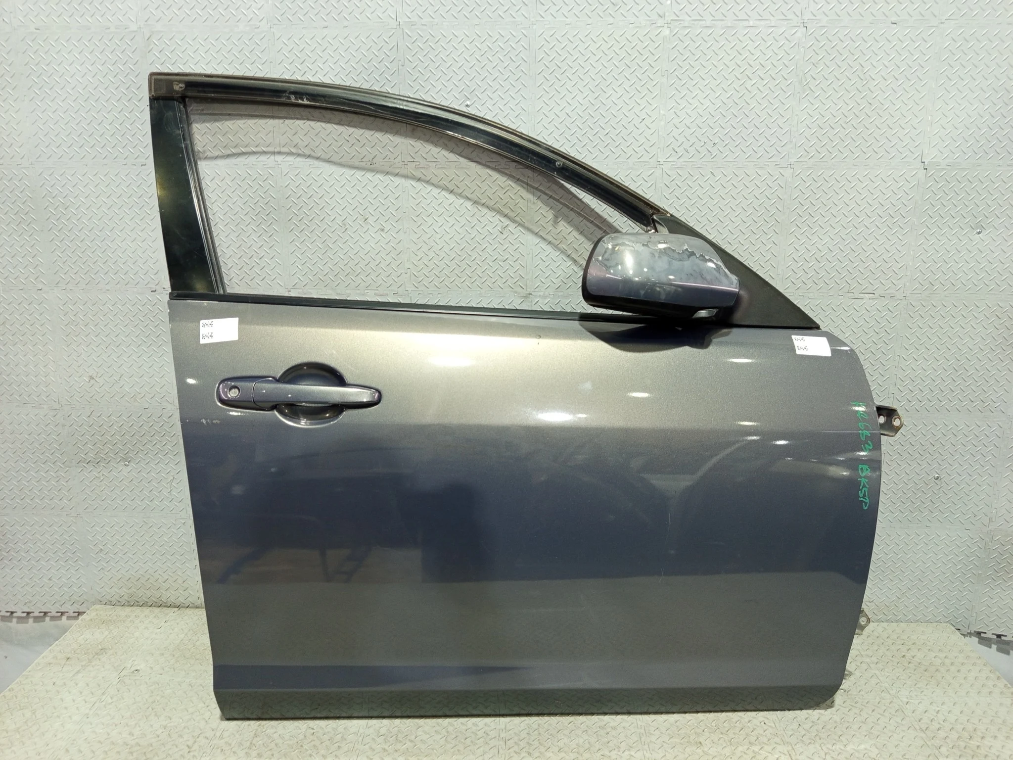 ДВЕРЬ MAZDA AXELA MAZDA3 BK BK3P BK5P BKEP BNYV5802XA ПЕРЕДНЯЯ ПРАВАЯ SEDAN серый, 32S KE683