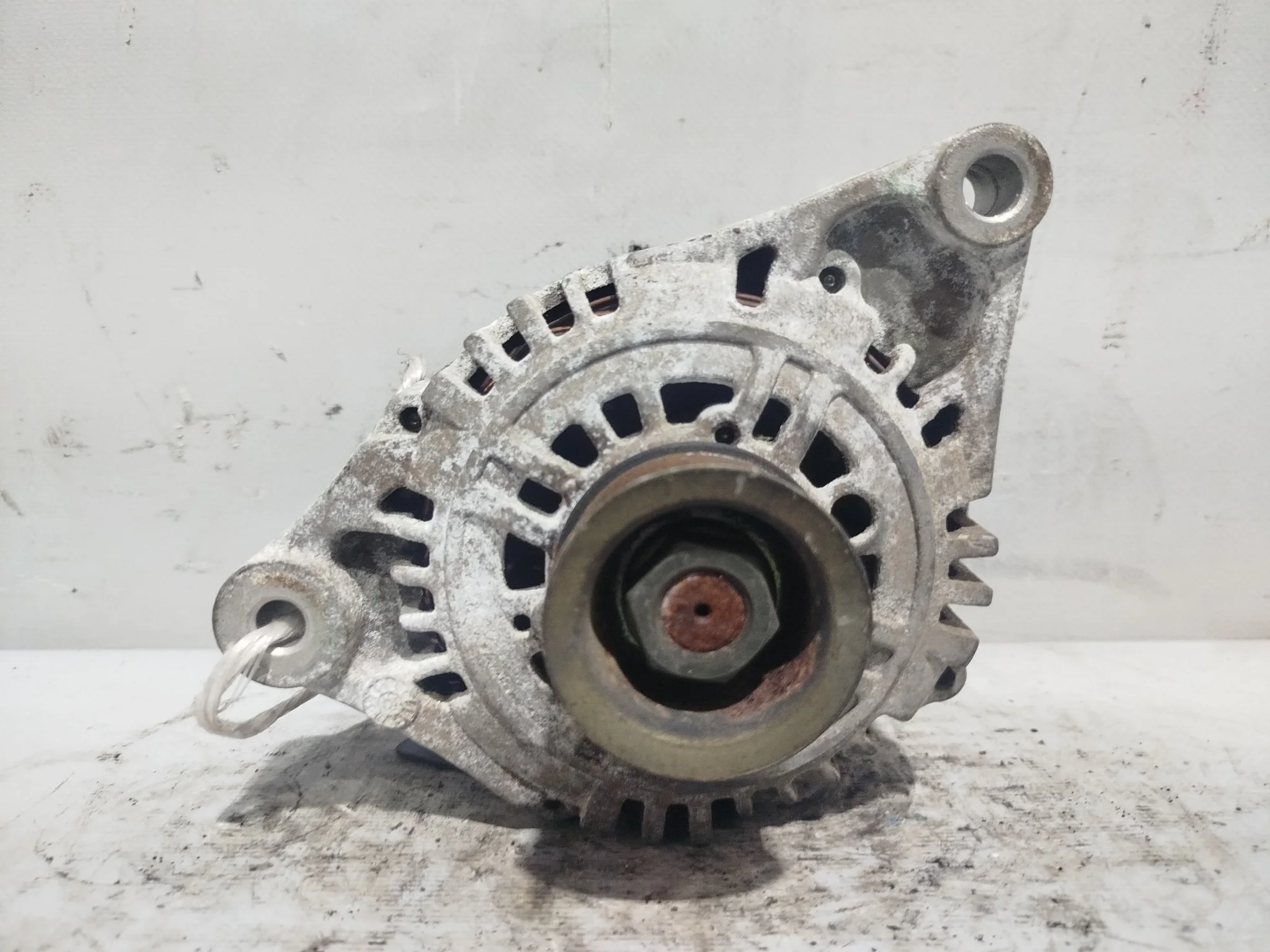 ГЕНЕРАТОР NISSAN CG10-DE CGA3-DE CUBE MARCH MICRA AK11 ANK11 ANZ10 AZ10 K11 WAK11 WK11 23100AN000 2 КОНТАКТА БОЛЬШАЯ ФИШКА 65A D588