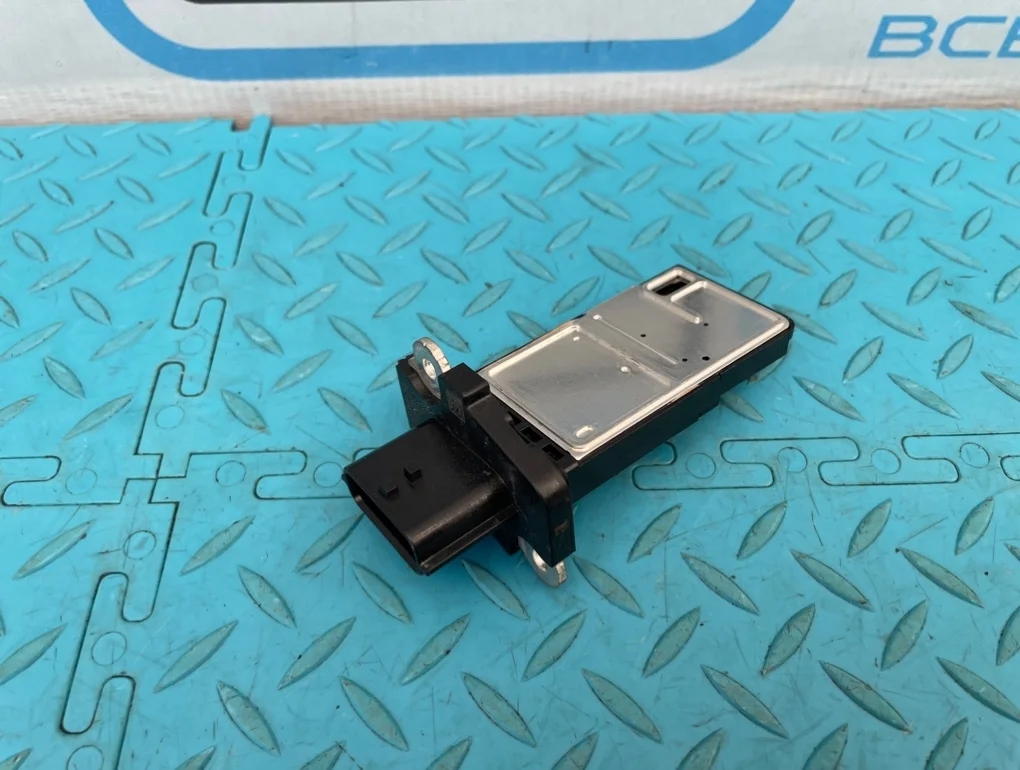 ДМРВ Nissan X-Trail 2014 226807S000 T32 MR20DD 2.0