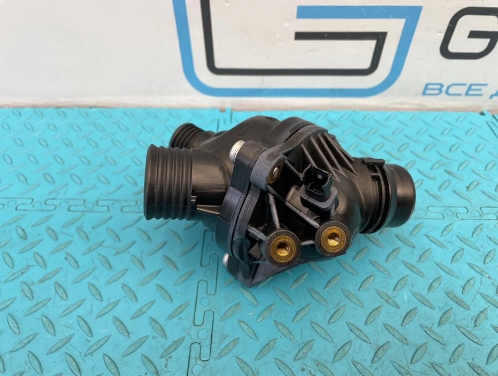 Термостат Bmw X3 2007 11537536655 E83 N52B25A 2.5