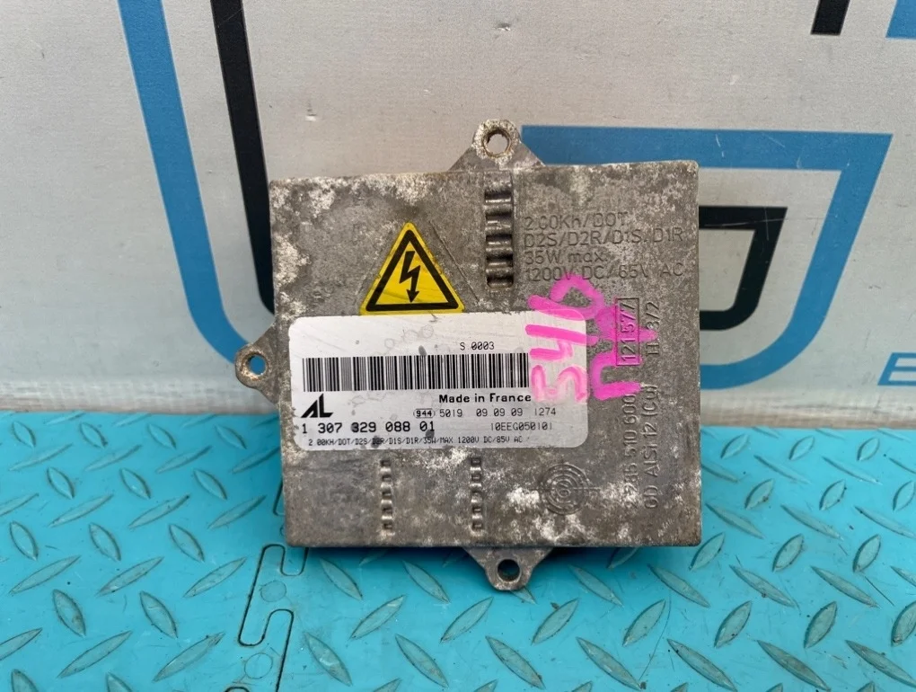 Блок розжига ксенона Mercedes-Benz A-Class 2010 A2038208885 W169 266.940 1.7, правый