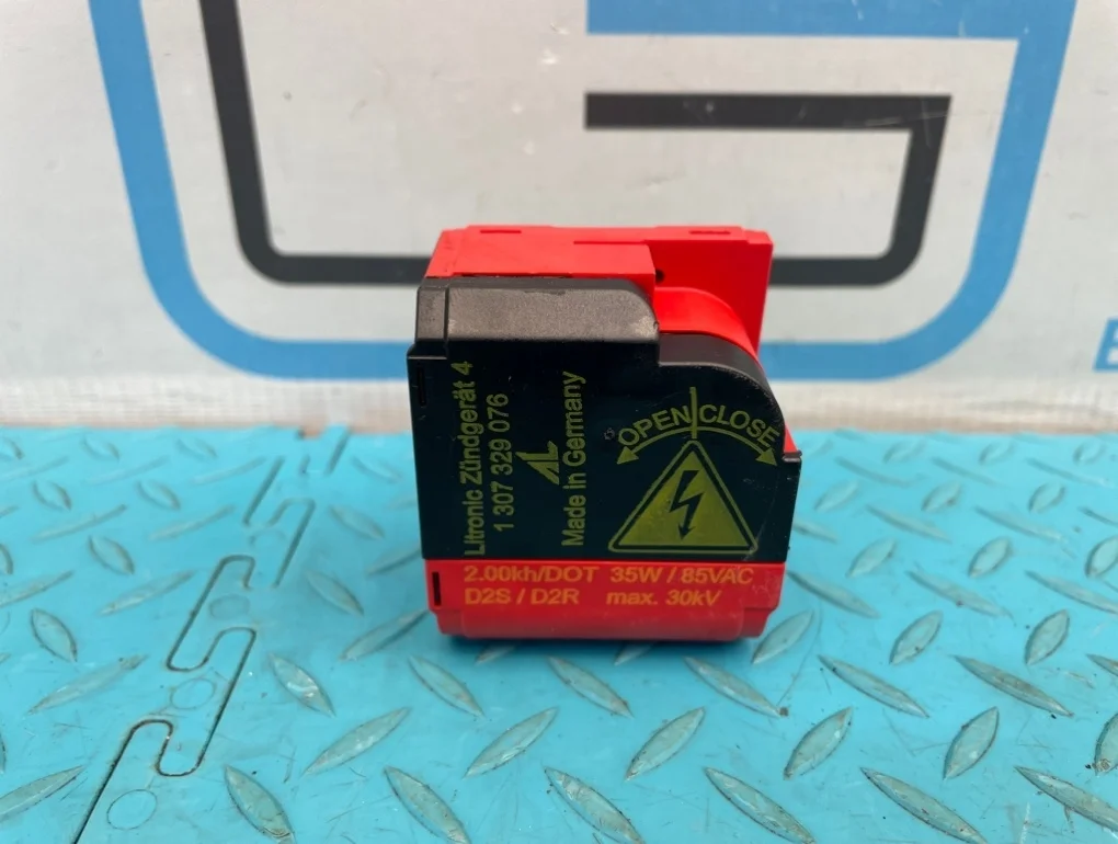 Блок розжига ксенона Mercedes-Benz A-Class 2010 A2208204985 W169 266.940 1.7