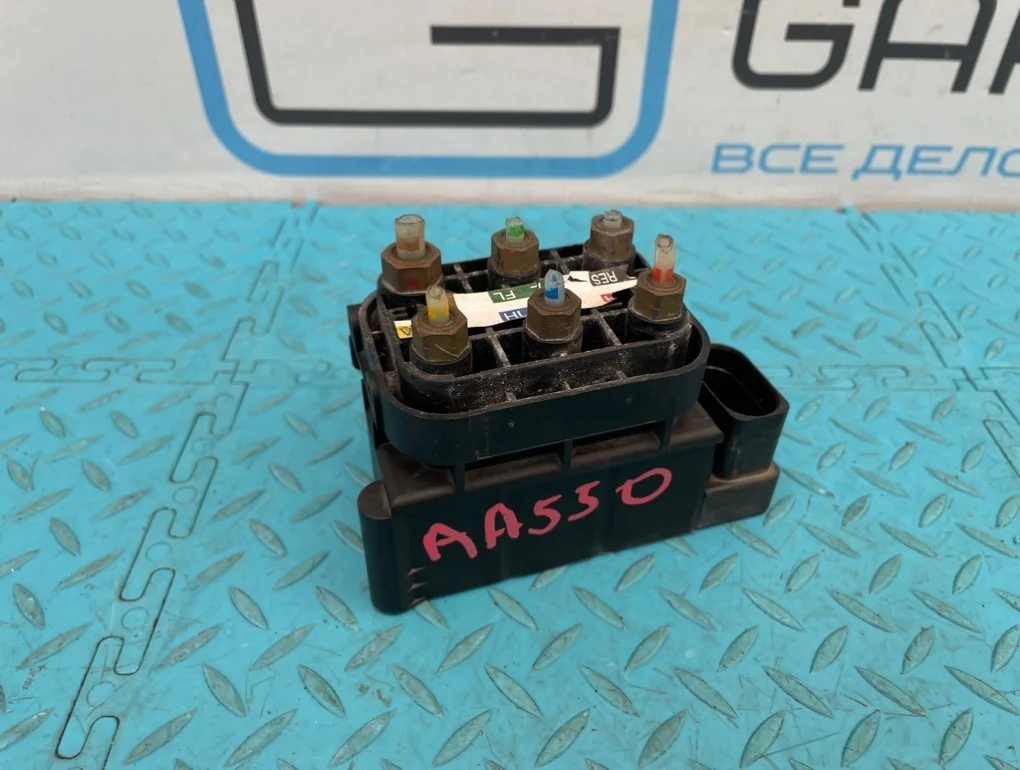 Блок клапанов Mercedes-Benz Gl-Class 2011 A2123200358 X164 642.820 3.0