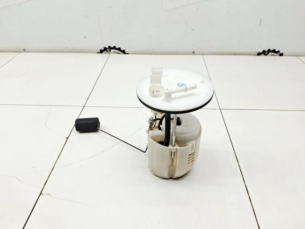 Насос топливный Mitsubishi Lancer 10 2008 CY