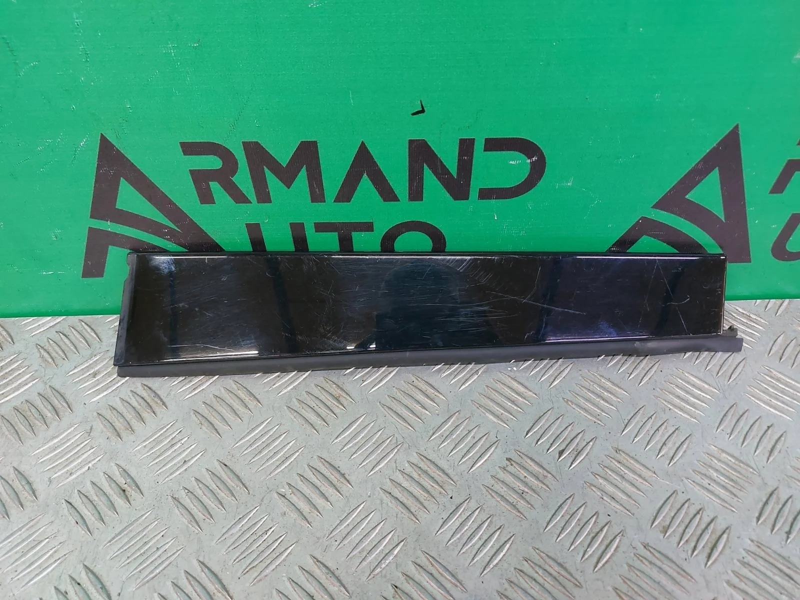 Накладка стойки двери Lexus RX 2015-нв 4 AL20