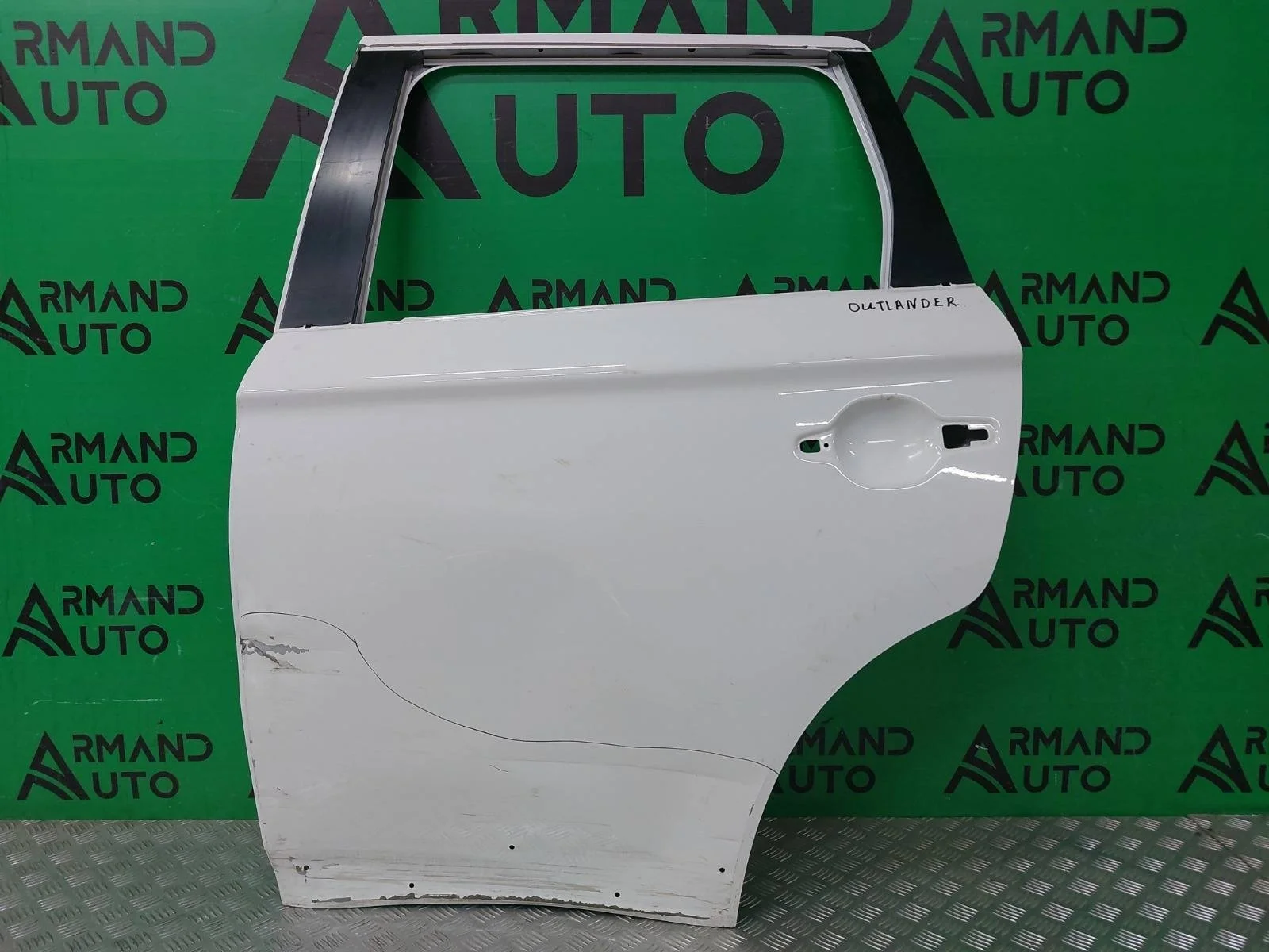 Дверь Mitsubishi Outlander 2015-нв 3