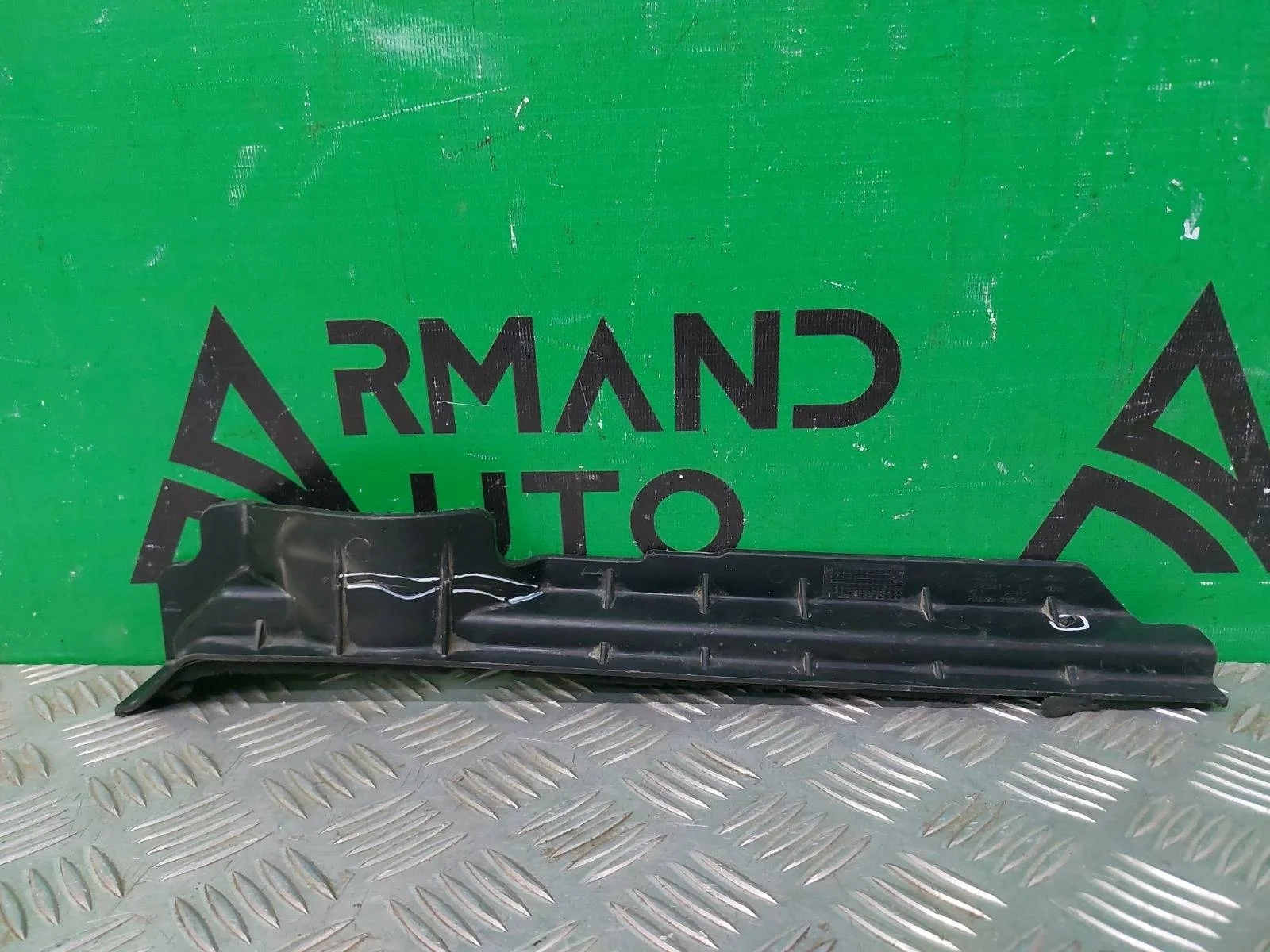 Дефлектор радиатора Kia Sportage 2010-2016 3 SL