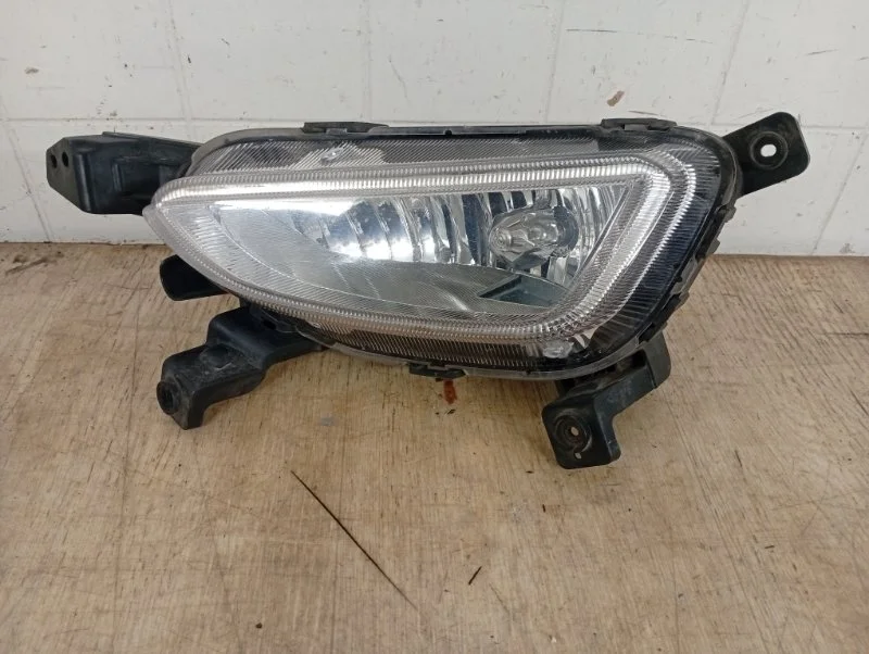 Фара противотуманная Hyundai Tucson 3 2015 2016 2017 2018 2019 2020 92202D7000, правая