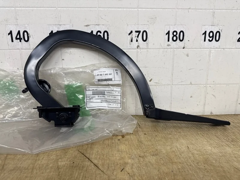 Петля двери багажника Bmw 5 2017 2018 2019 2020 41007440697 G30, задняя левая