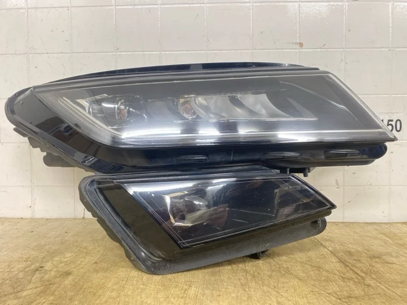 Фара светодиодная Skoda Kodiaq 2016 2017 2018 2019 2020 2021 2022 566941016F, передняя правая