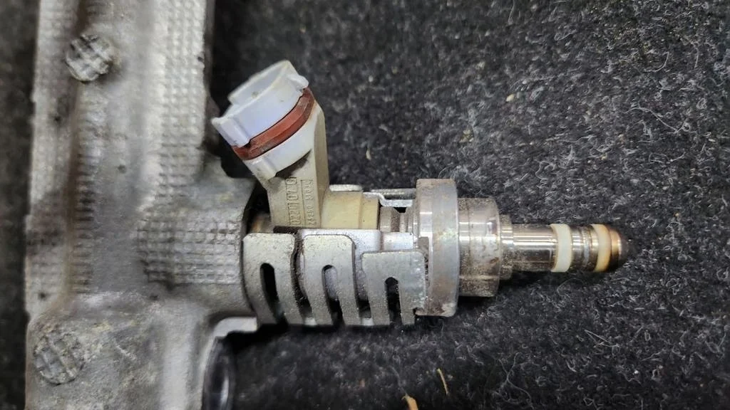 Б.у. форсунка топливная LEXUS GS350 GRS191 LEXUS GS350 GRS191