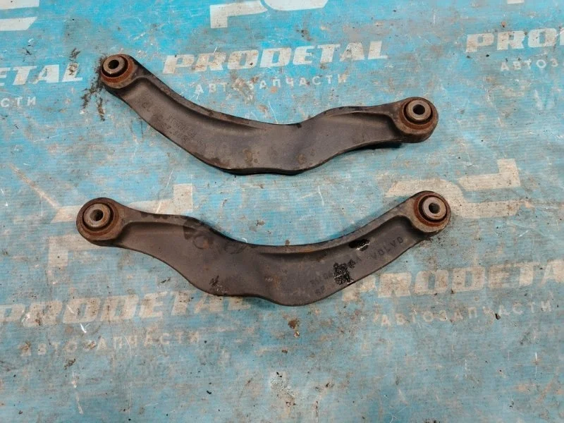 Рычаг подвески верхний задний левый Volvo XC60