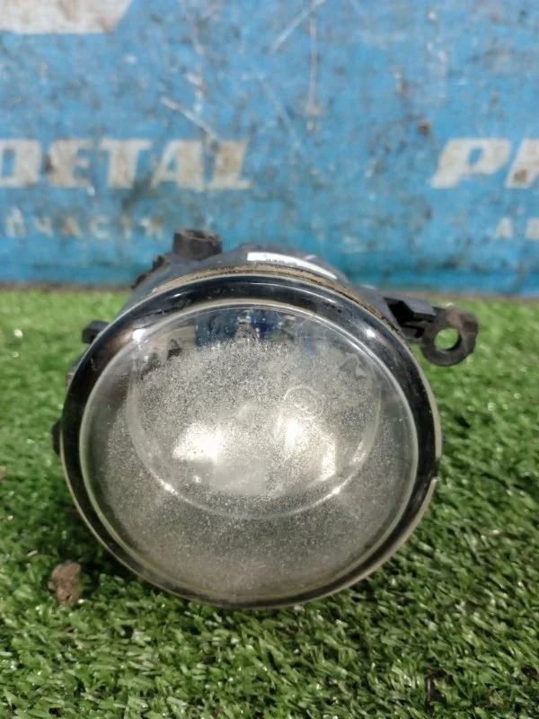 Фара противотуманная передняя левая Ford Focus 3