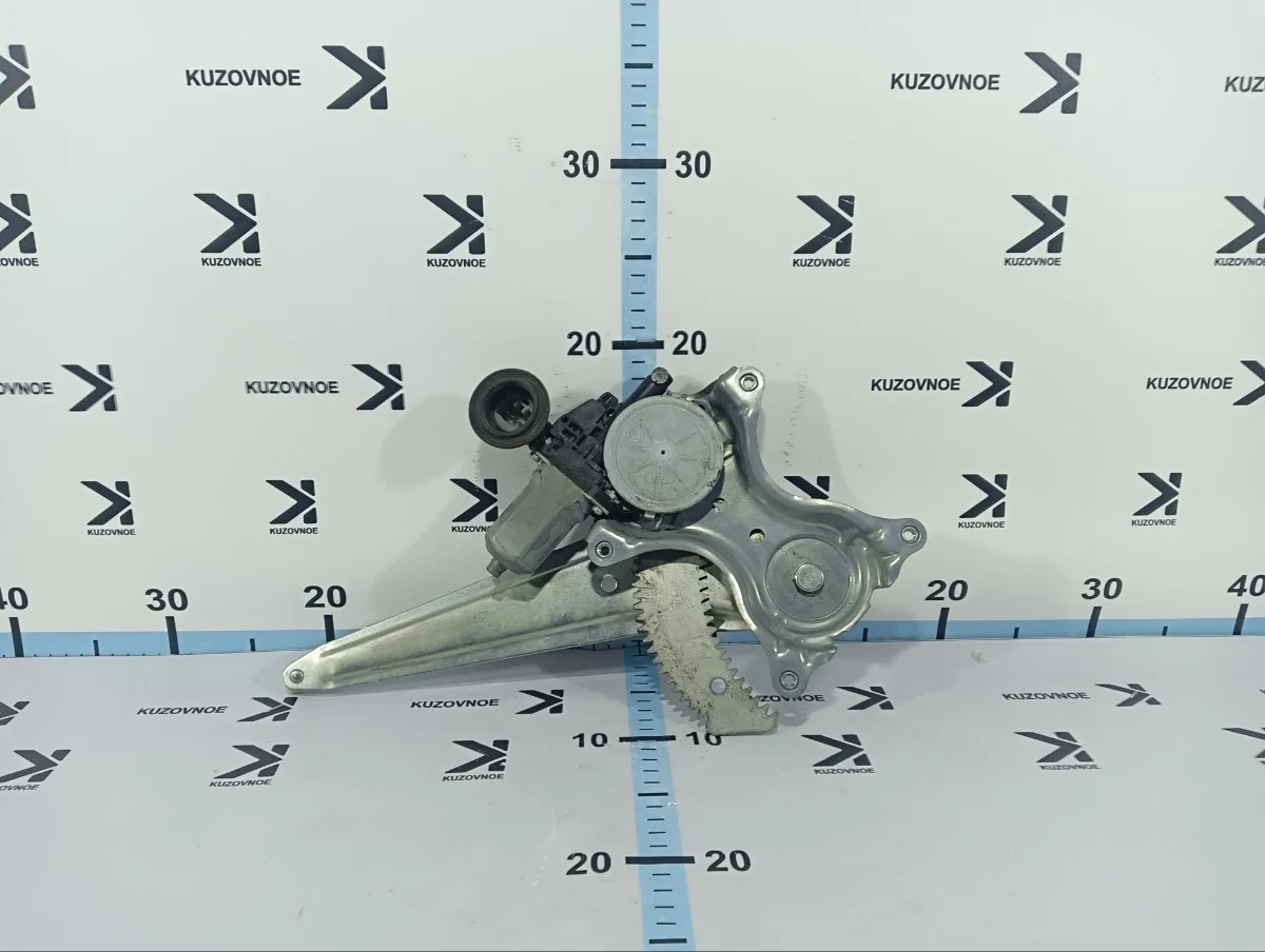 Стеклоподъемник Toyota Rav4 2016 XA40