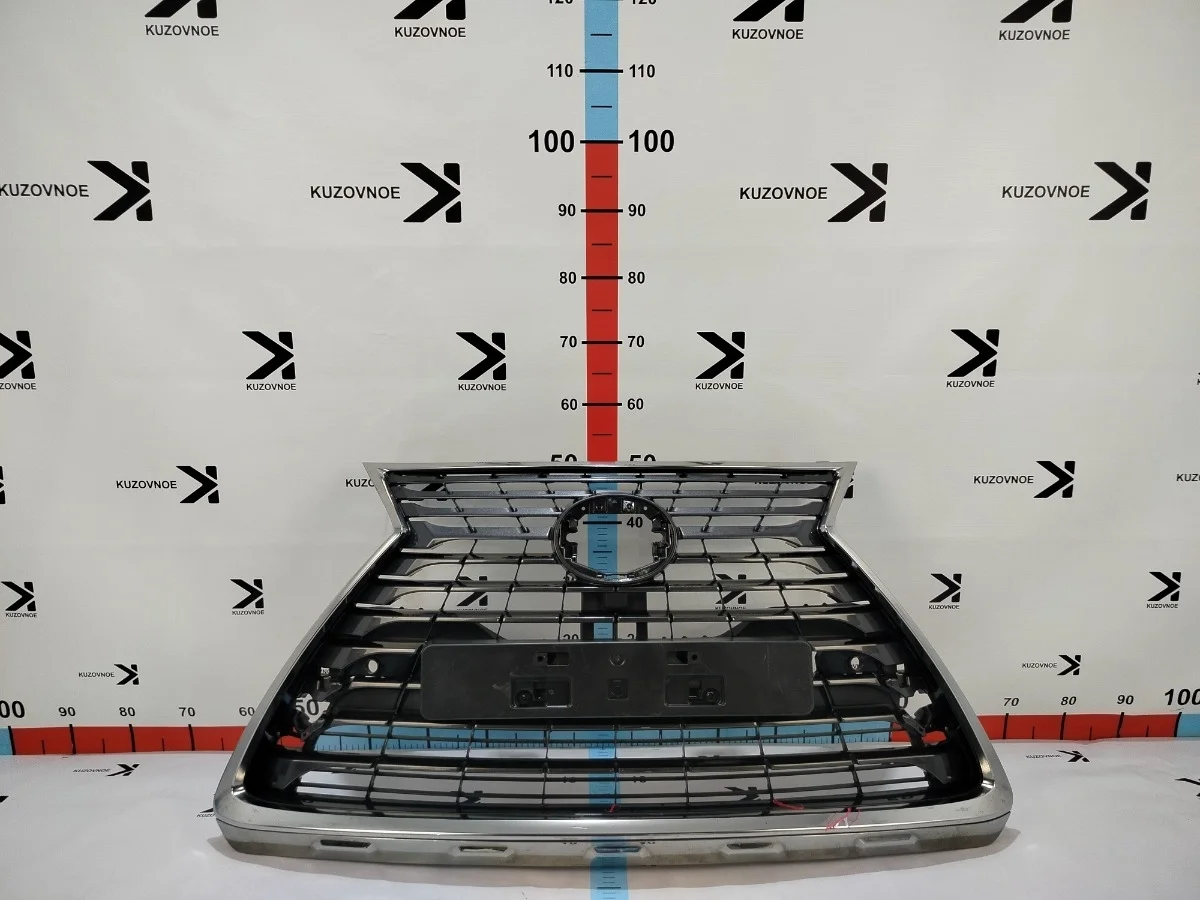 Решетка радиатора Lexus NX200 2014-2021 Z10