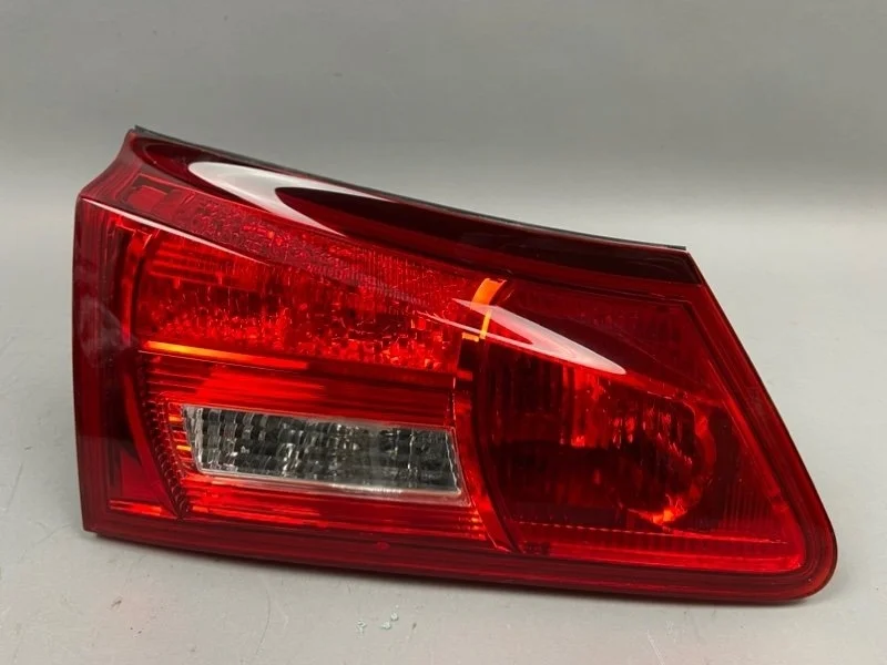 Фонарь Lexus Is 2005-2013 8159153070 250, задний левый