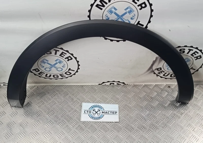 Накладка боковины правой Ford Transit 2014-н.в. 1948507 TTG 2.2