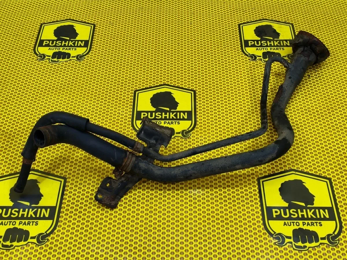 Горловина заливная топливного бака Nissan Almera Classic 2006 1722195F0A B10 QG16