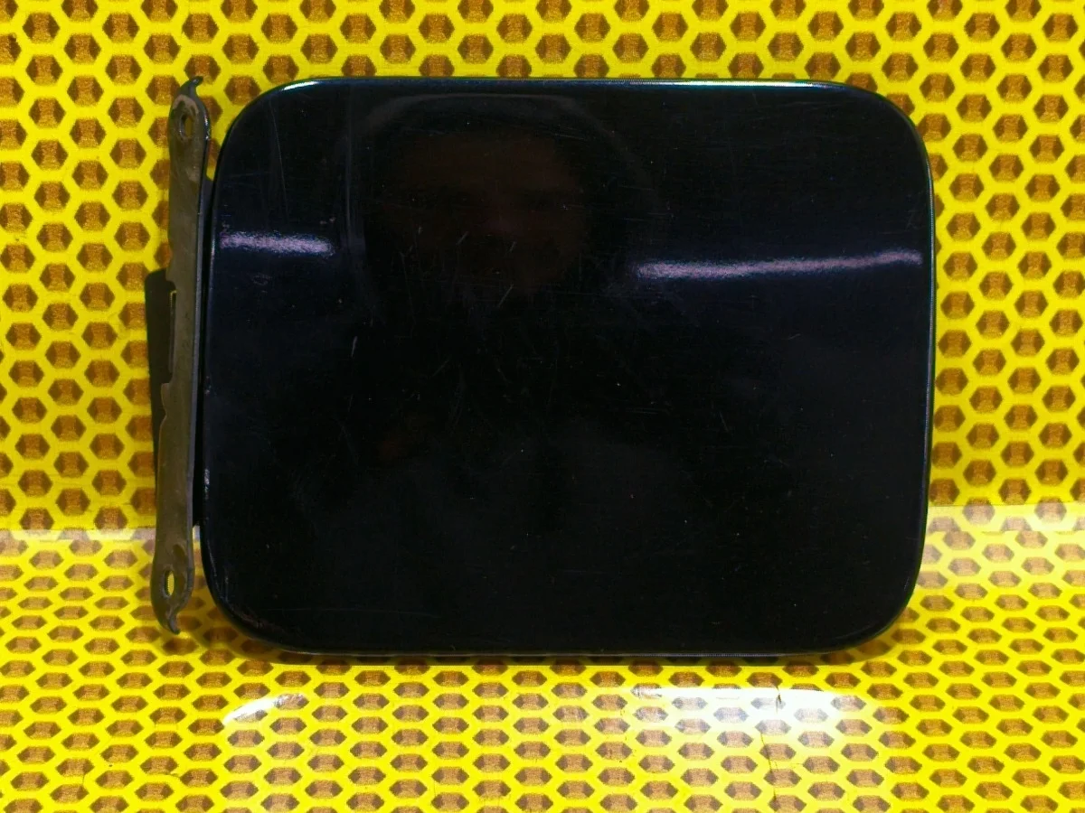 Лючок топливного бака Nissan Almera Classic 2006 7813095F0A B10 QG16