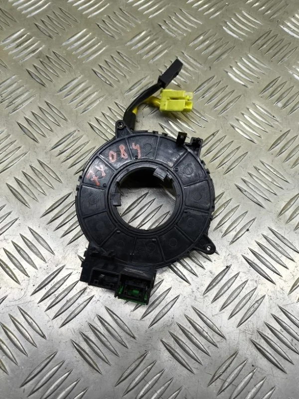 Шлейф руля Mitsubishi L200 (2006-2015) 2006 8651A134 ПИКАП 2.5 D 4D56