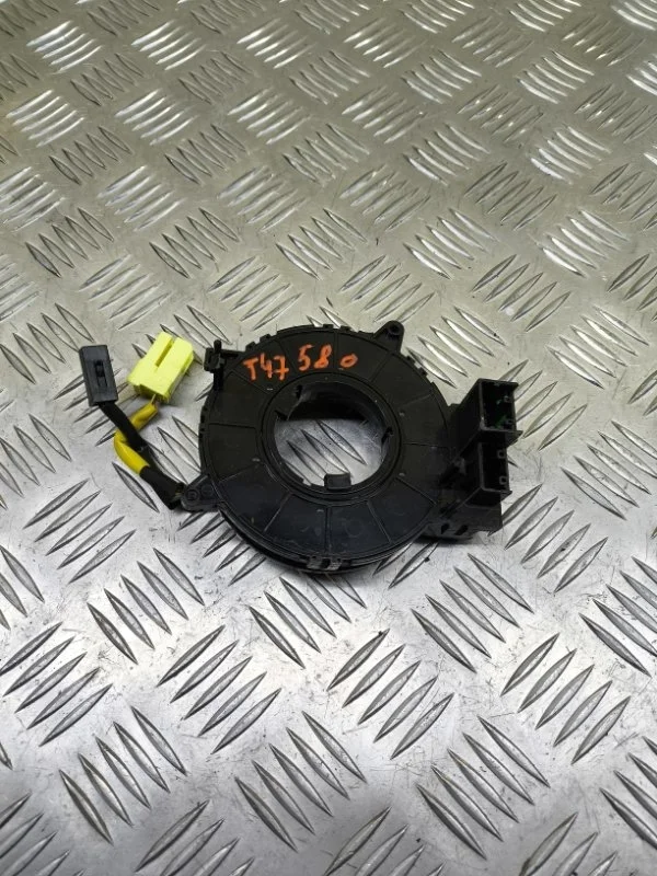 Шлейф руля Mitsubishi L200 (2006-2015) 2012 8651A134 2.5 D 4D56