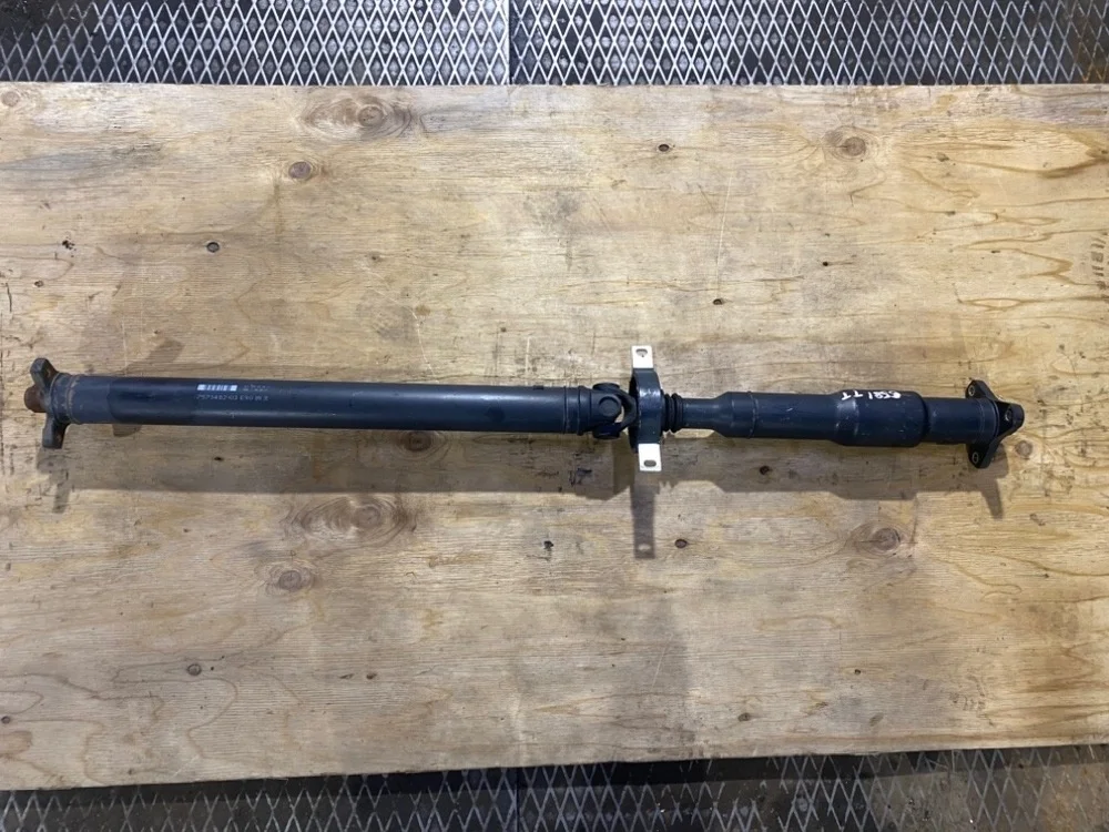 Карданный вал BMW X1 20iX E84