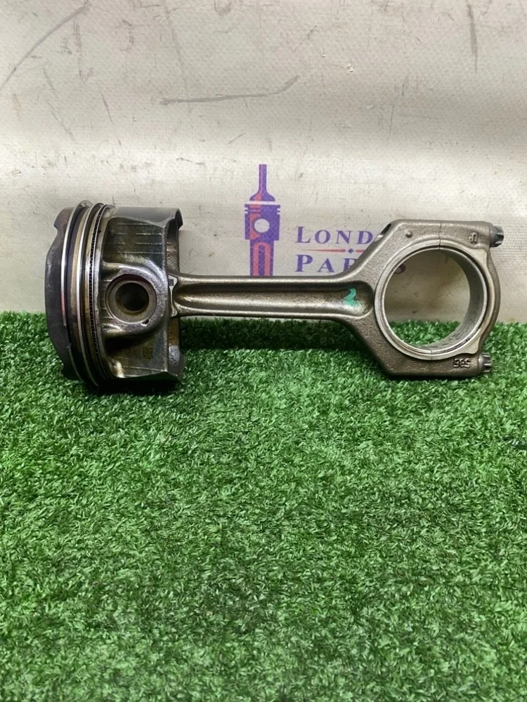 Шатун BMW 328iX F30