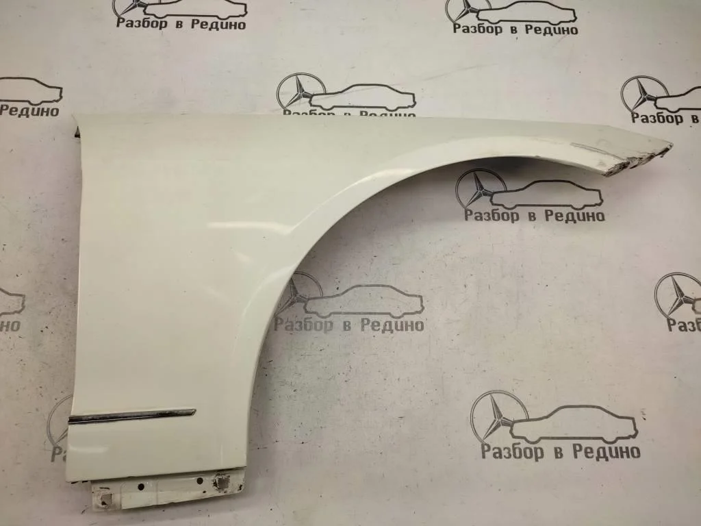 Крыло переднее правое Mercedes-Benz