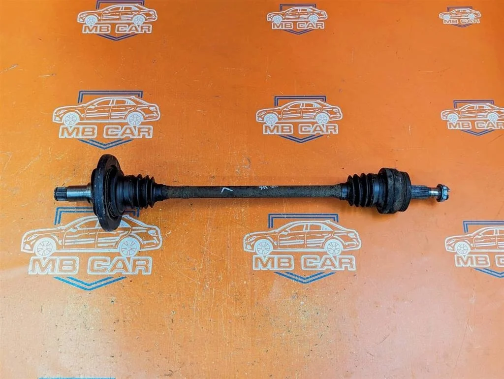 Привод задний Mercedes-Benz