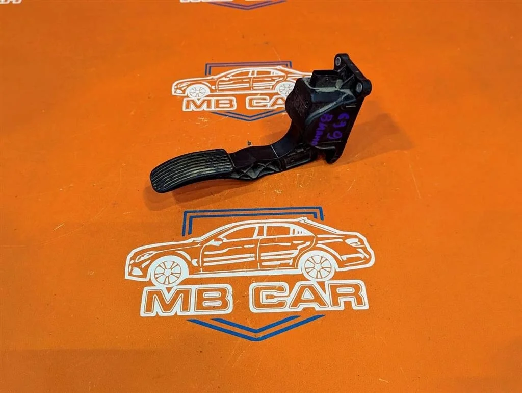 Педаль газа электронная Mercedes-Benz