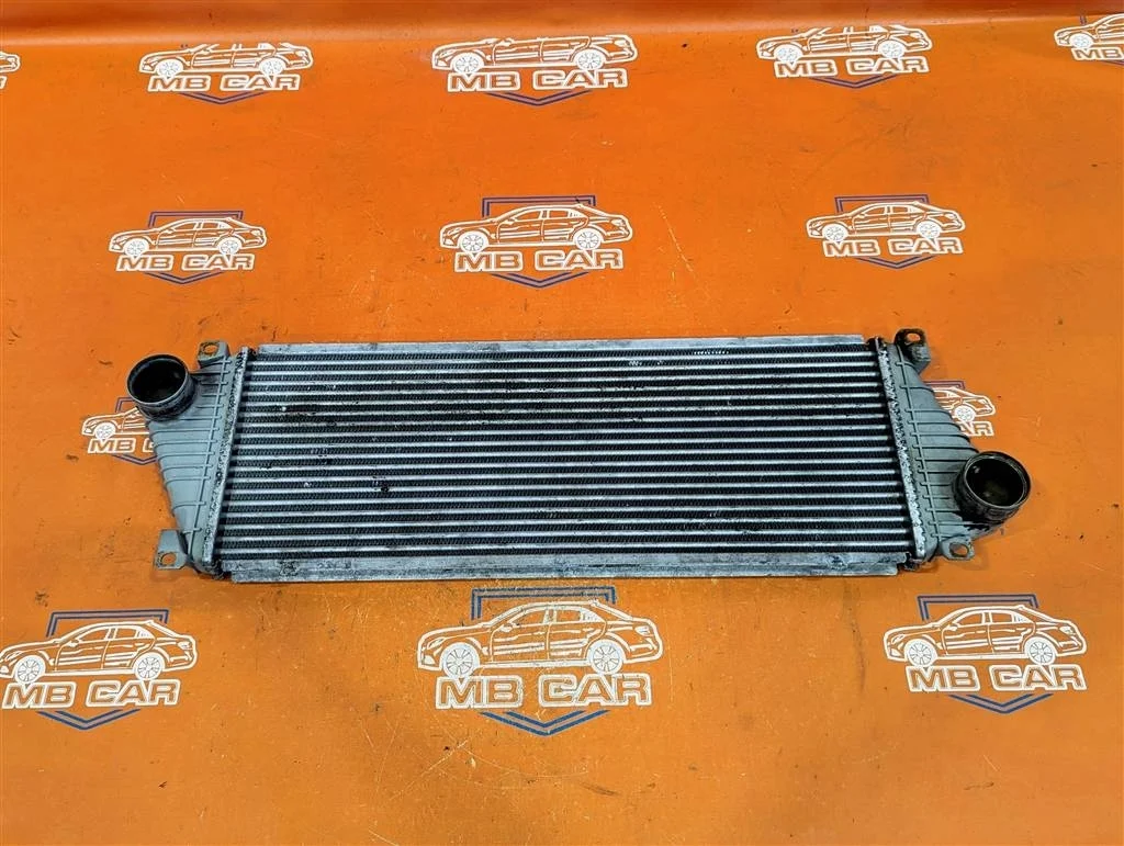 Интеркулер Mercedes-Benz