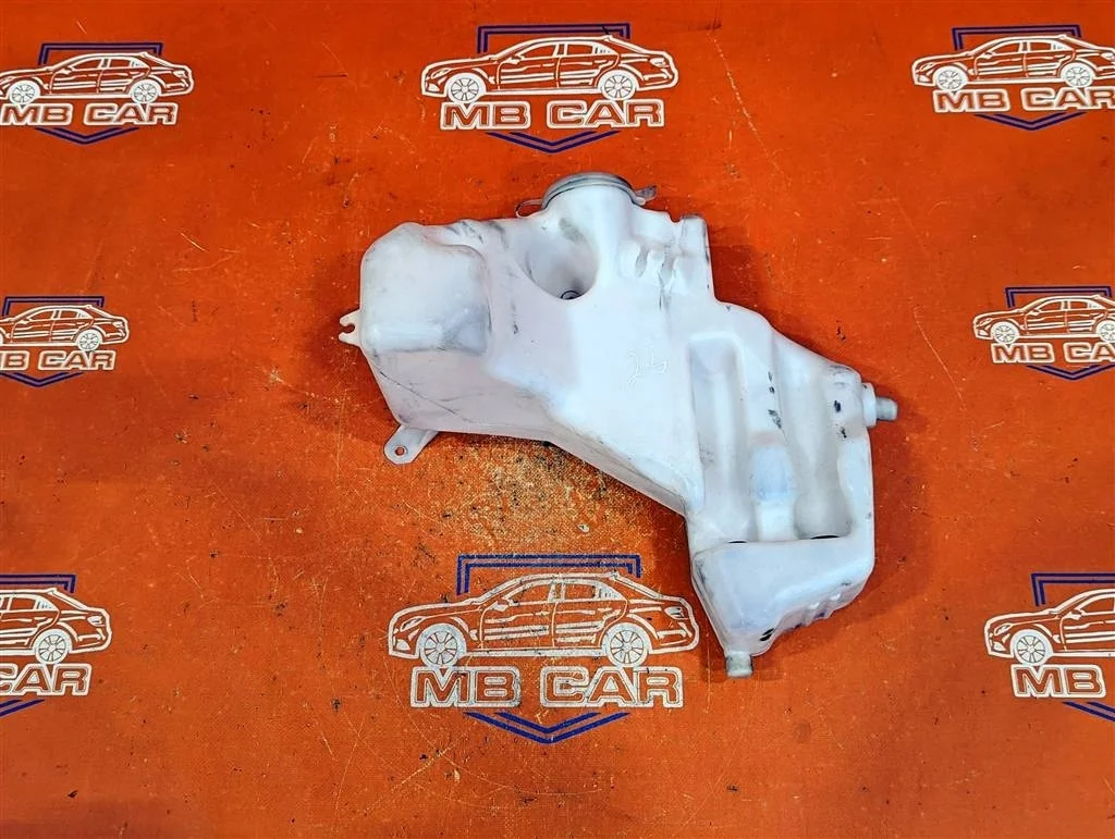 Бачок омывателя Mercedes-Benz