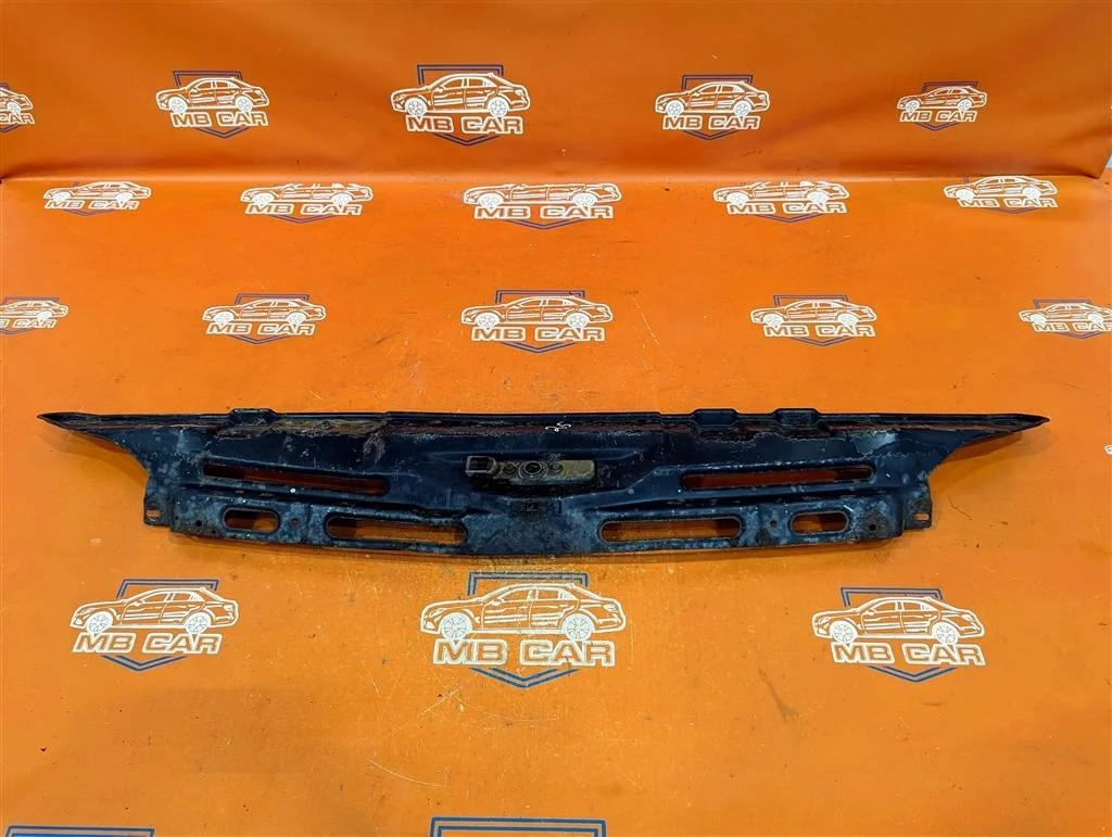 Панель телевизора верхняя Mercedes-Benz