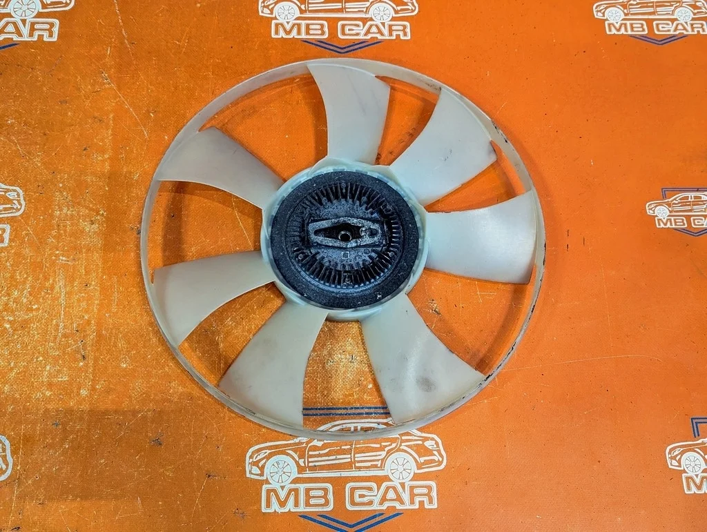 Вискомуфта Mercedes-Benz