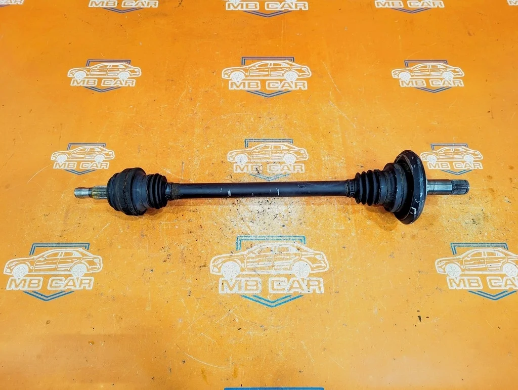 Привод задний Mercedes-Benz