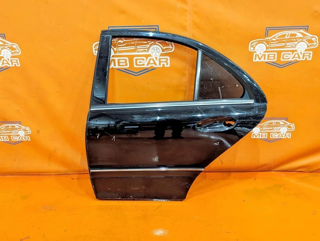 Дверь задняя левая Mercedes-Benz