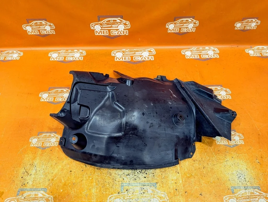 Подкрылок передний левый, задняя часть Mercedes-Benz