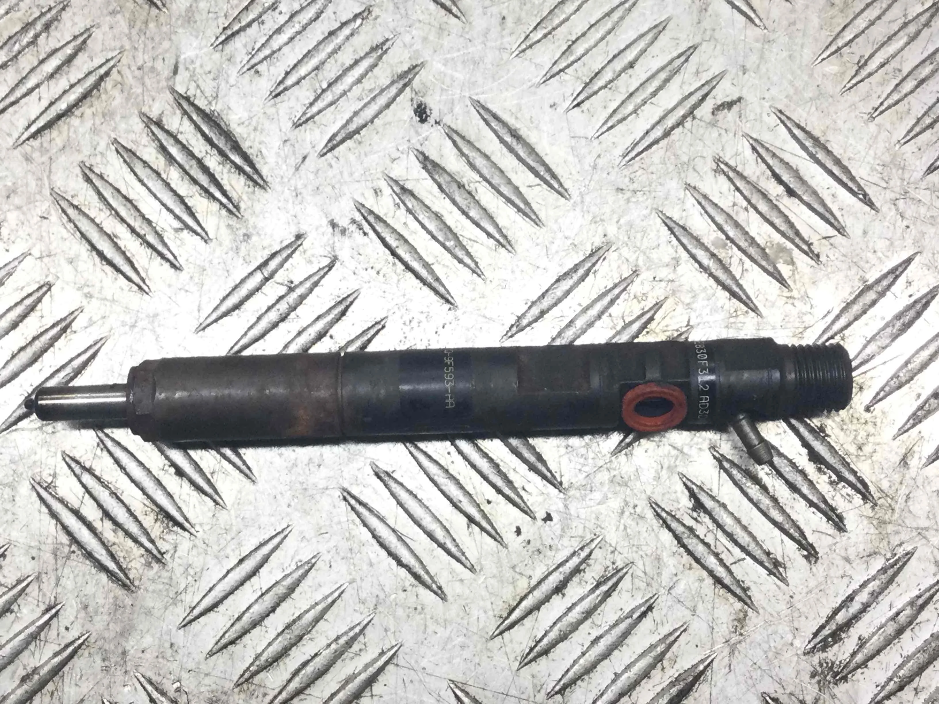 Форсунка Ford Focus 1 поколение [рестайлинг] (2001-2005) дизель 1.8 TDCi Механика Х/б