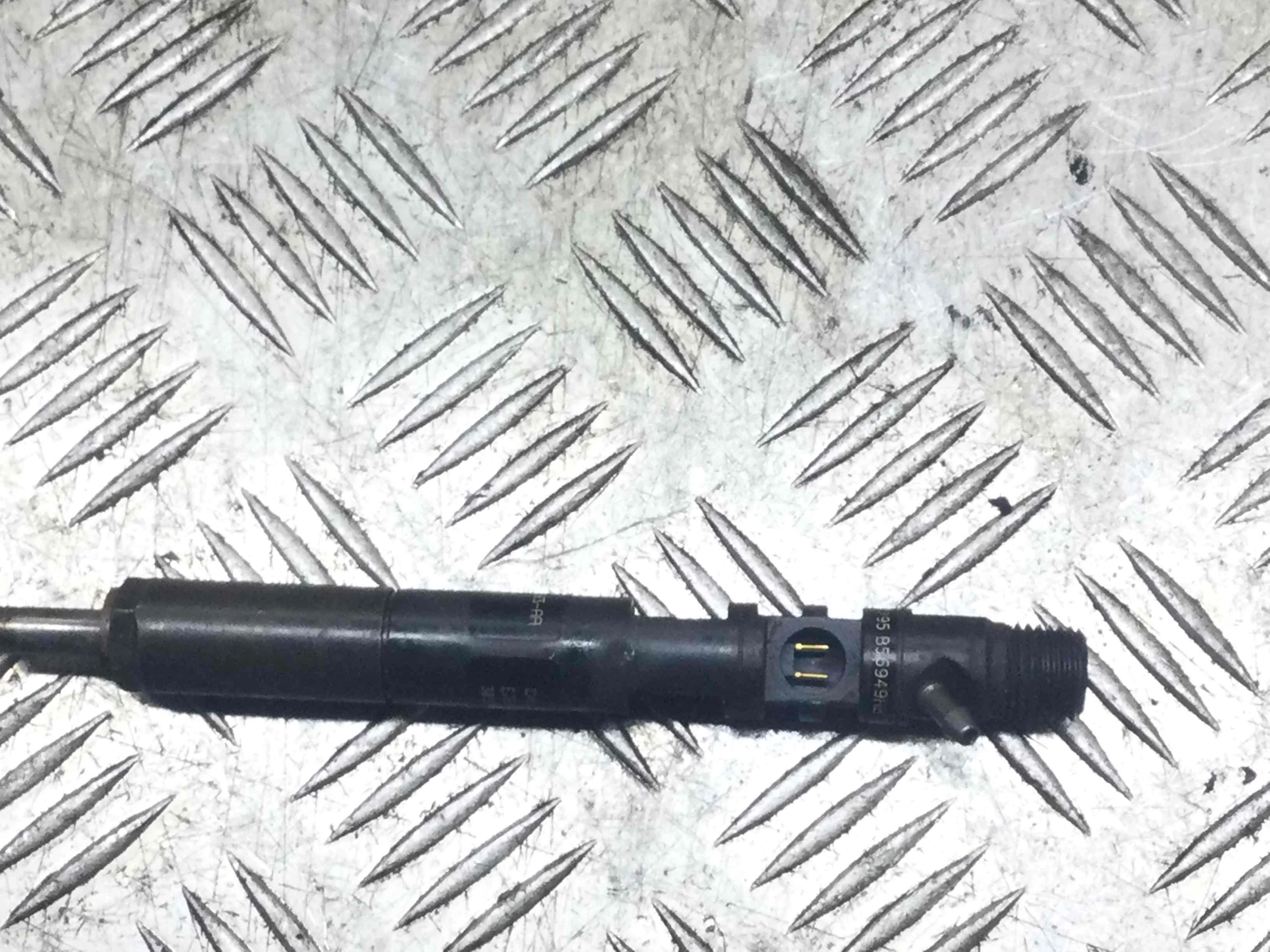 Форсунка Ford Focus 1 поколение [рестайлинг] (2001-2005) дизель 1.8 TDCi Механика Х/б