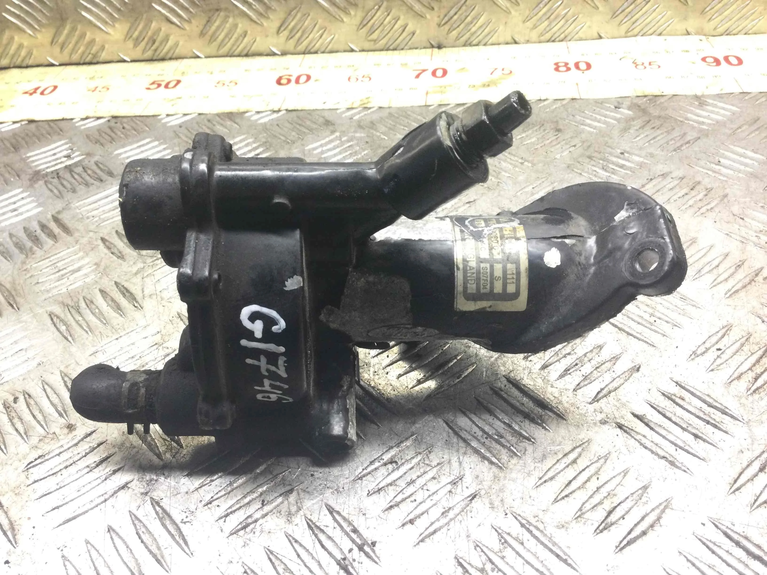 Насос вакуумный Ford Focus 1 поколение [рестайлинг] (2001-2005) дизель 1.8 TDCi Механика Х/б