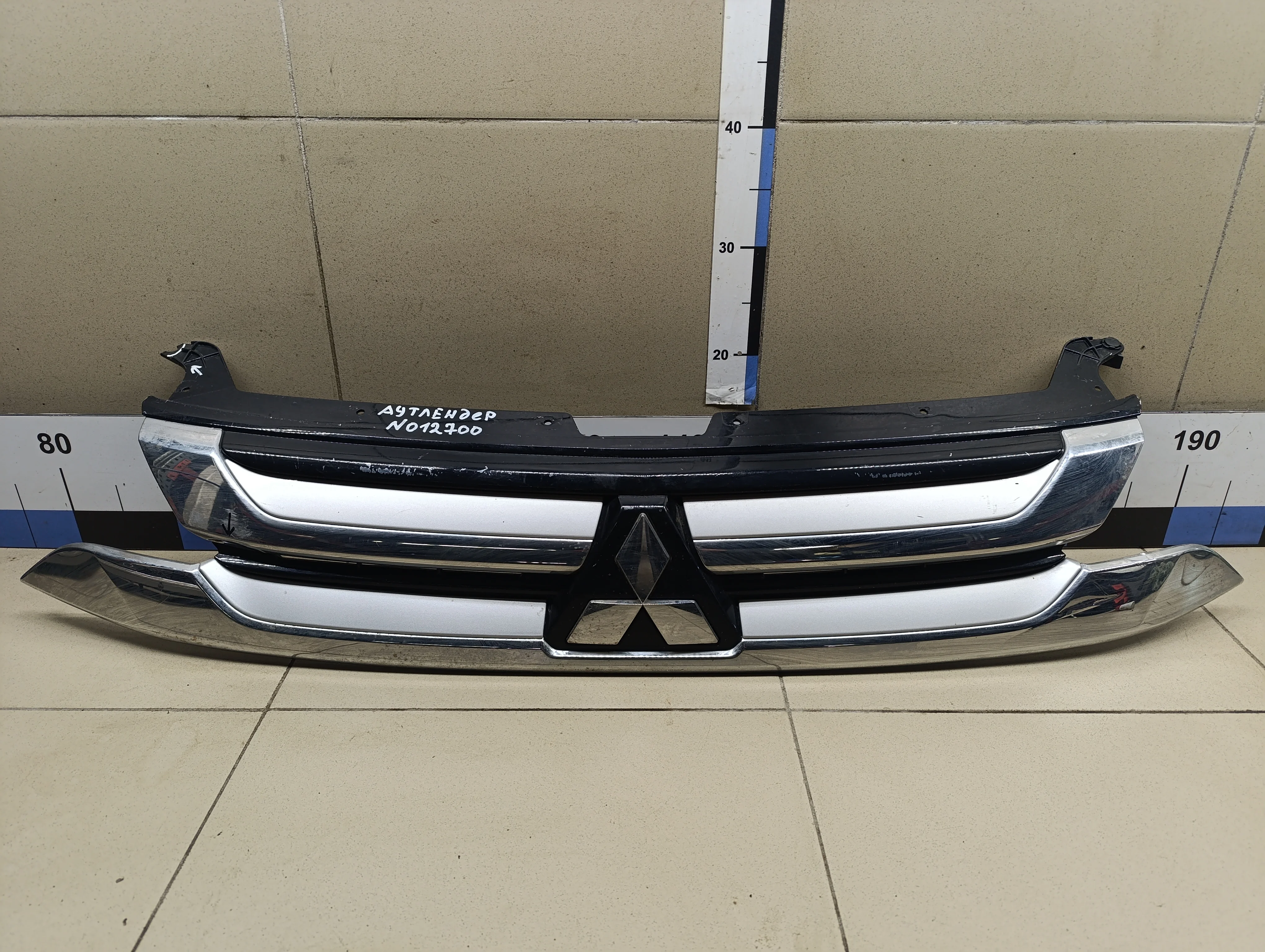 Решетка радиатора Outlander (GF) 2012>